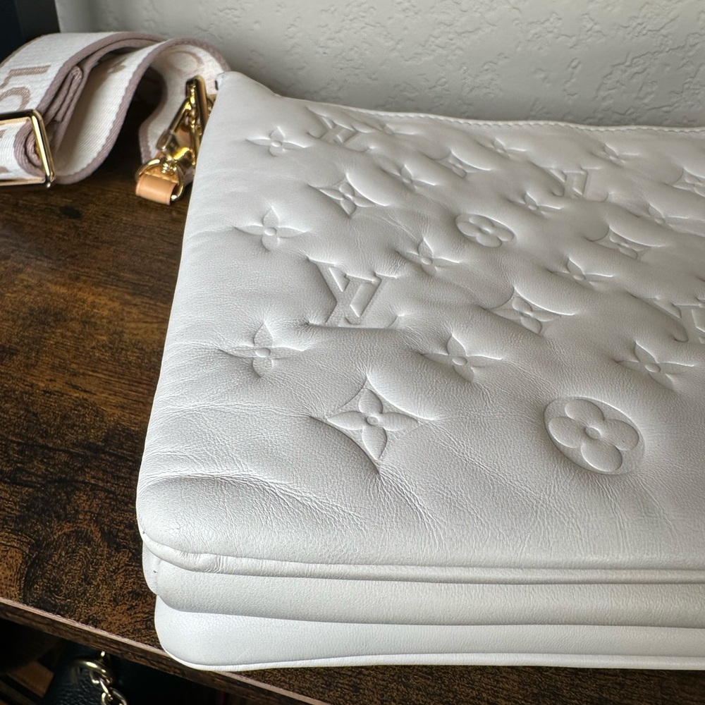 Authentic Louis Vuitton Coussin PM White Embossed Monogram Chain Shoulder Bag - Picture 9 of 14
